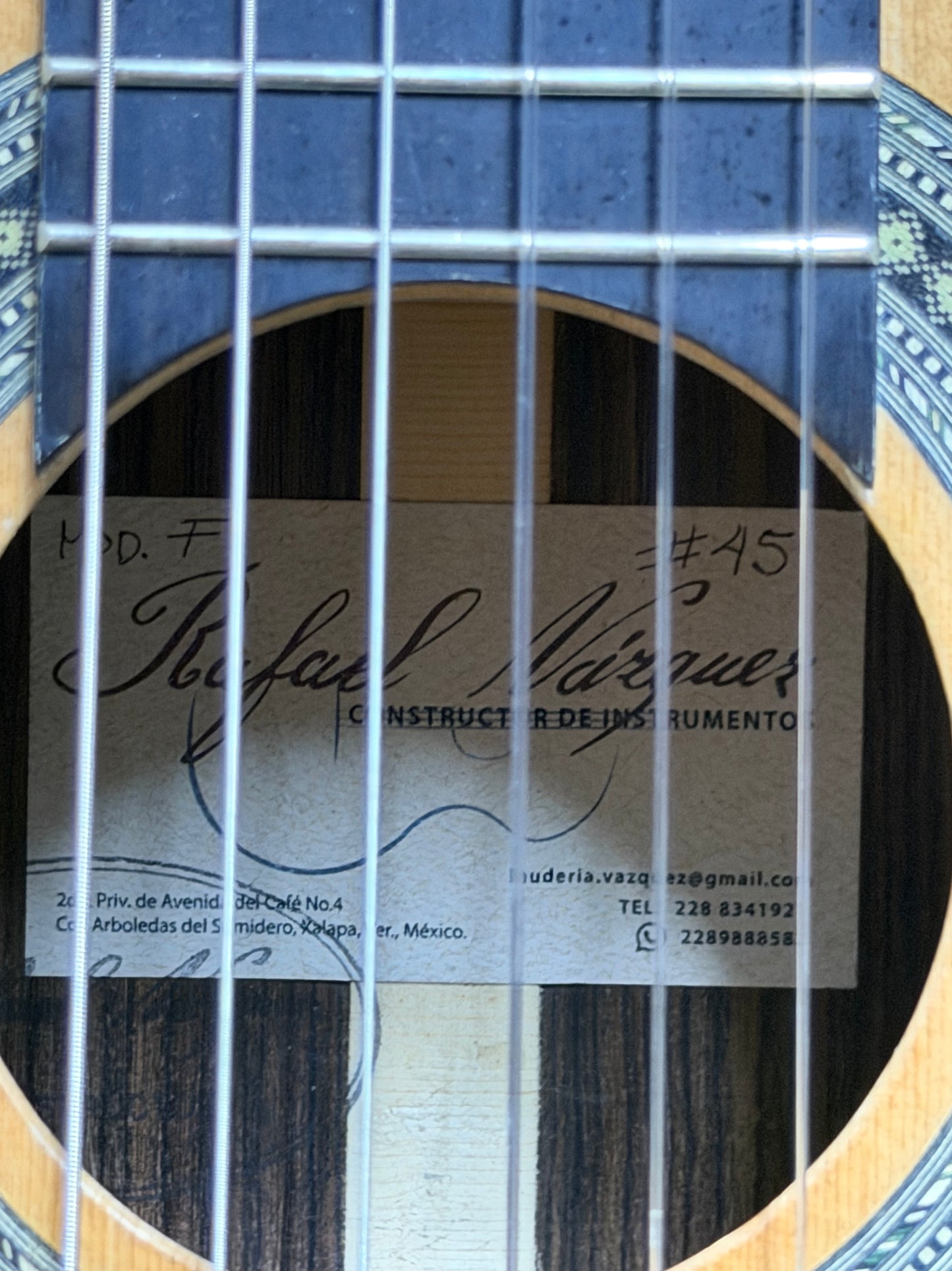 Guitarra de Concierto Rafael Vasquez 2026 Abeto Sitka Garra de Oso y Palo Santo de la India