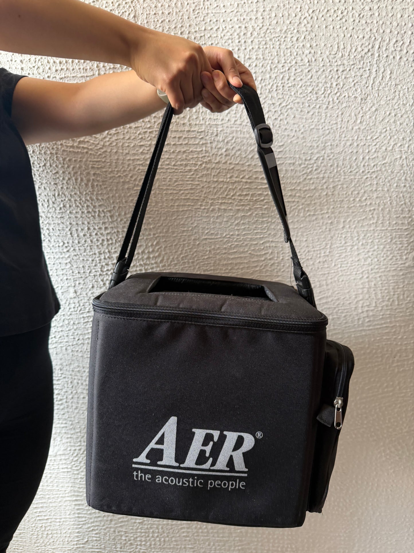 Amplificador AER Alpha 100W Para Guitarra Acústica Clásica Seminuevo