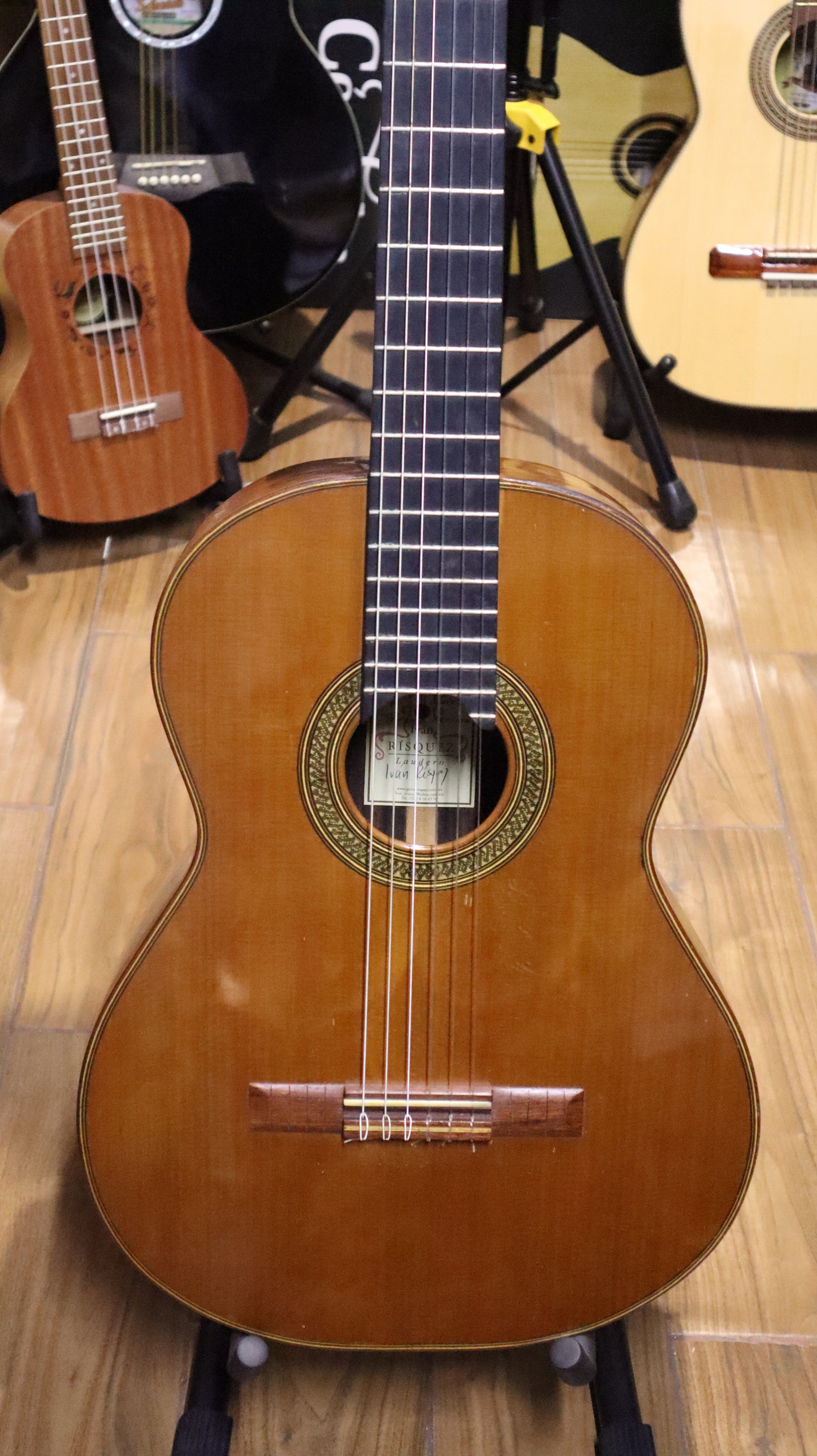 Guitarra de Concierto Palo de Rosa y Cedro Rojo Laudero Iván Risquez