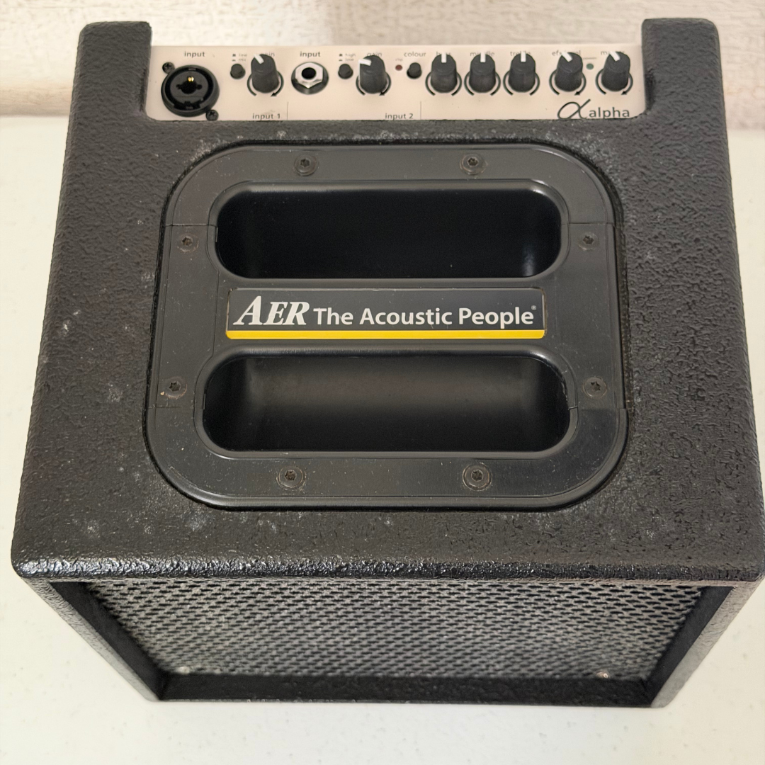 Amplificador AER Alpha 100W Para Guitarra Acústica Clásica Seminuevo