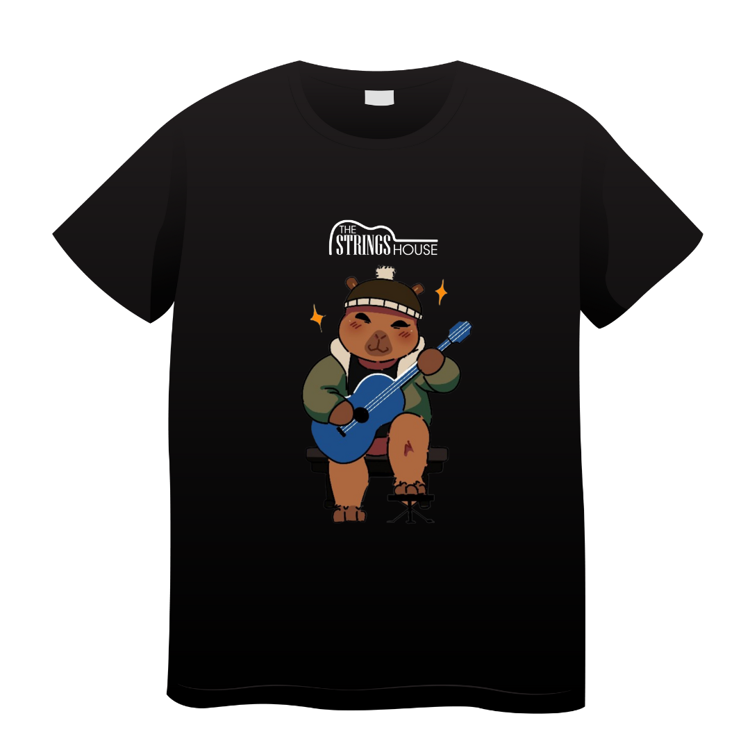 Playera Negra Capibara Guitarrista Clásico