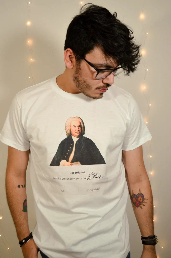 Playera Unisex Bach Blanca by CHOPINGLIZT